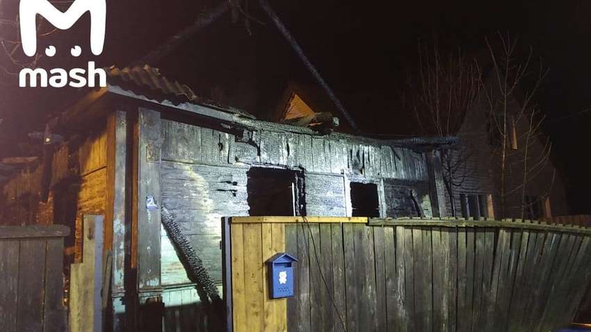 П'ятеро дітей загинули під час пожежі у Смоленській області П'ятеро дітей загинули під час пожежі у Смоленській області