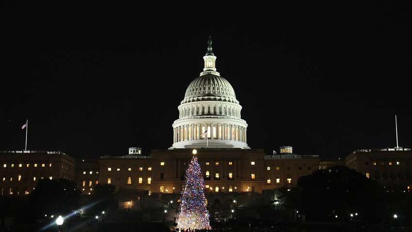 У США встановили головну різдвяну ялинку (ВІДЕО) У США встановили головну різдвяну ялинку (ВІДЕО)