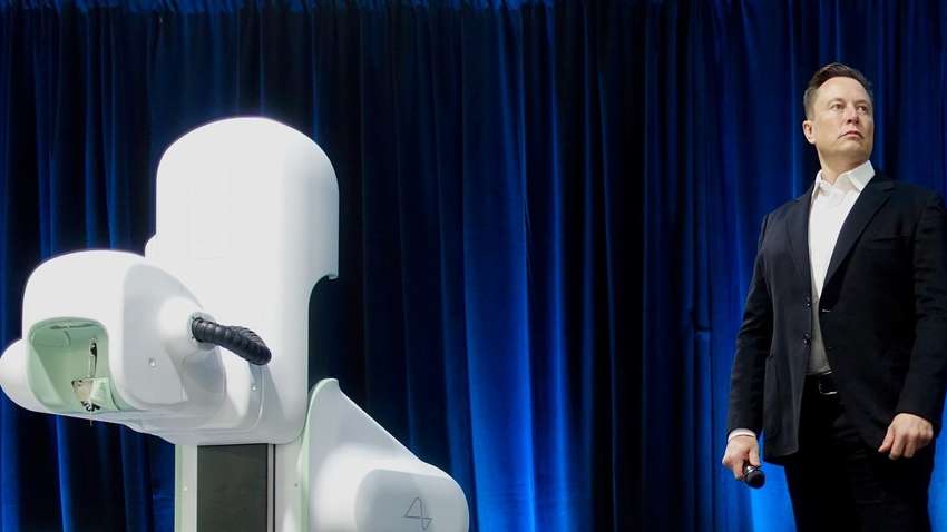 Компания Илона Маска Neuralink будет проводить клинические испытания на людях Компания Илона Маска Neuralink будет проводить клинические испытания на людях
