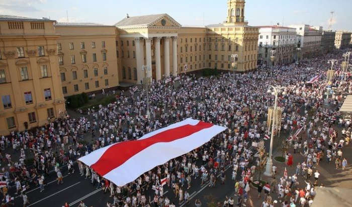 У Білорусі знайшли тіло члена комісії, який відмовився підписувати протокол про перемогу Лукашенка У Білорусі знайшли тіло члена комісії, який відмовився підписувати протокол про перемогу Лукашенка