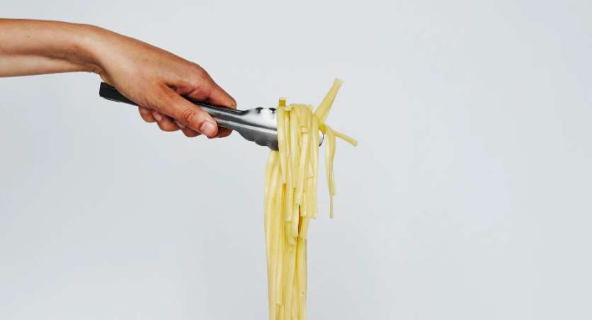 Чи потрібно промивати макарони холодною водою: просте пояснення Чи потрібно промивати макарони холодною водою: просте пояснення