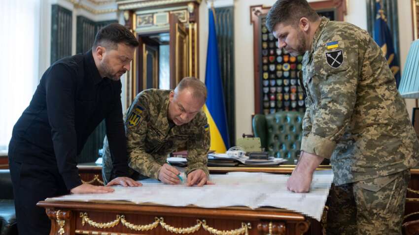 Ответ на амбиции врага: Зеленский утвердил план новых операций ВСУ