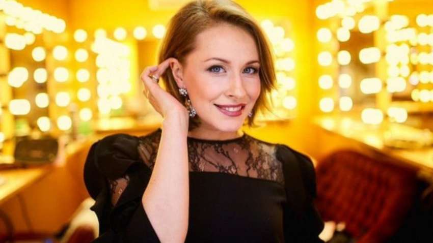 Зірка «95 кварталу» повторила образ Олени Зеленської та вразила їх схожістю