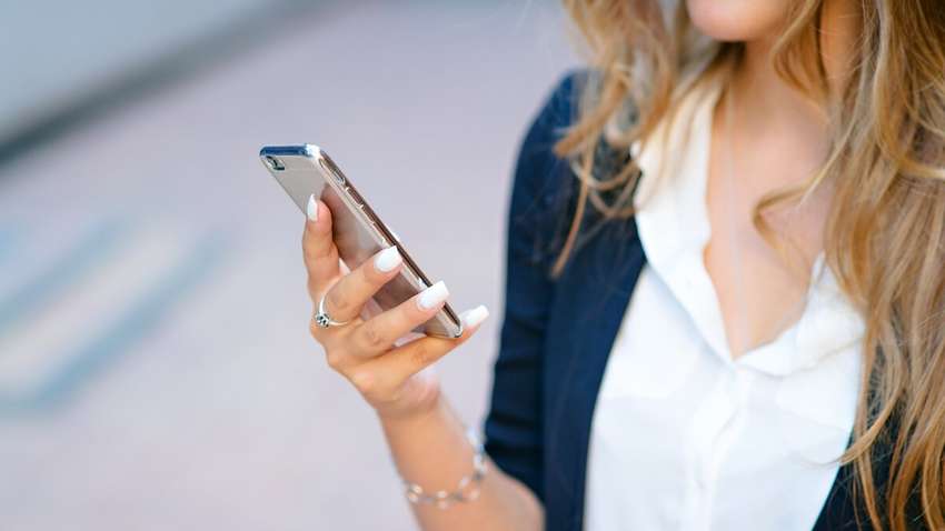 Довше на зв'язку: як зміняться правила роботи мобільних мереж під час відключень Довше на зв'язку: як зміняться правила роботи мобільних мереж під час відключень