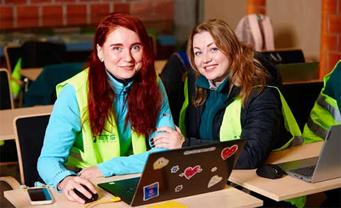 В Украине запускают бесплатные курсы для женщин: какие профессии можно освоить В Украине запускают бесплатные курсы для женщин: какие профессии можно освоить