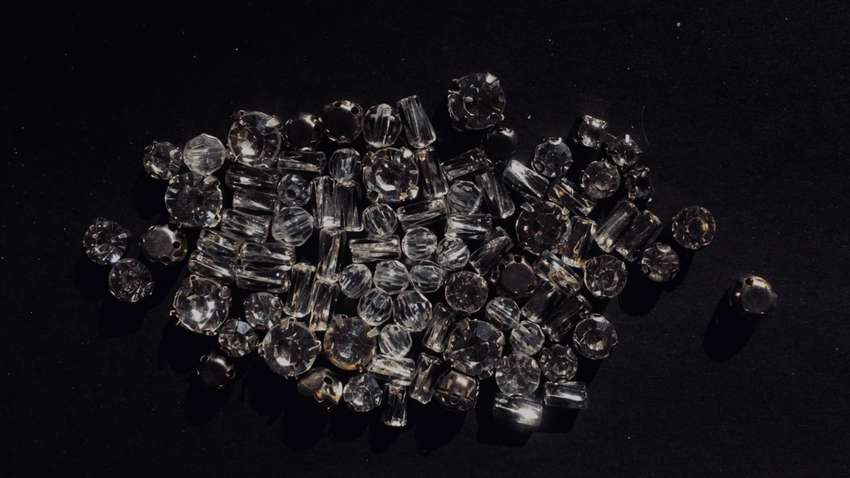 Современная алхимия: миллионер придумал, как создавать бриллианты из воздуха