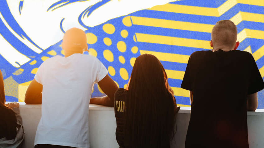 РФ готує пастку для українських підлітків, щоб перетворити їх в диверсантів РФ готує пастку для українських підлітків, щоб перетворити їх в диверсантів