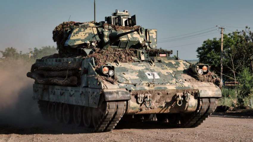 Західна бронетехніка тепер воює проти України: ЗМІ дізналися деталі