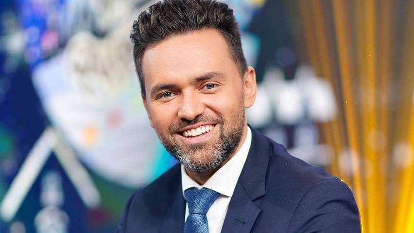 Відомий український телеведучий отримав повістку в армію: що відомо