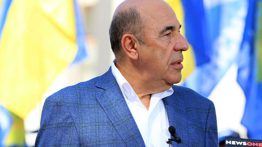 Видеофакт: Рабинович спел «Священную войну» во время заседания Рады