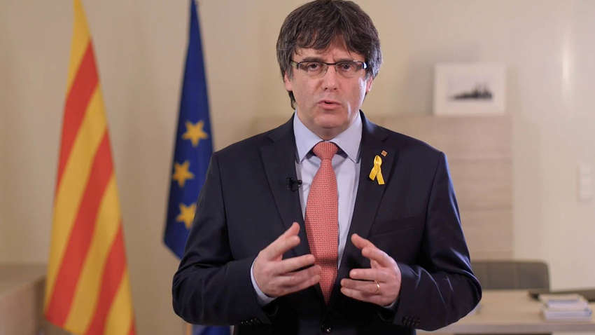 Колишній лідер Каталонії здався бельгійській прокуратурі