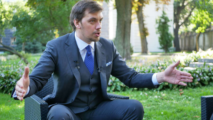 Гончарук назвал обвинения САП в халатности своего Кабмина перед коронавирусом фейком 