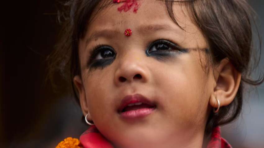 У Непалі з'явилася нова жива богиня: дворічна Ар'ятара Шак'я (ФОТО)