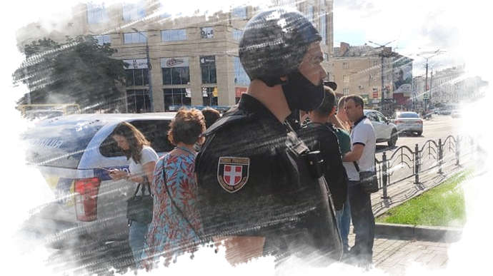 Антон Геращенко: "Террорист в Луцке не позволяет передать заложникам воду и еду"  Антон Геращенко: "Террорист в Луцке не позволяет передать заложникам воду и еду"