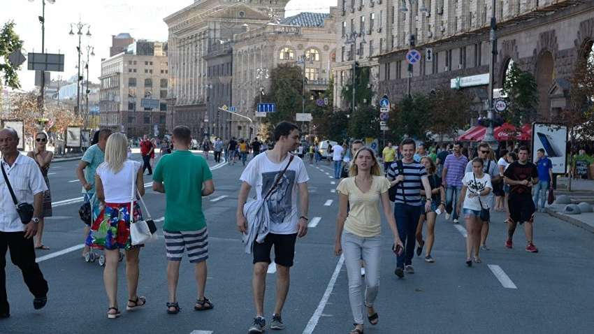 Около 14% украинцев - необразованные