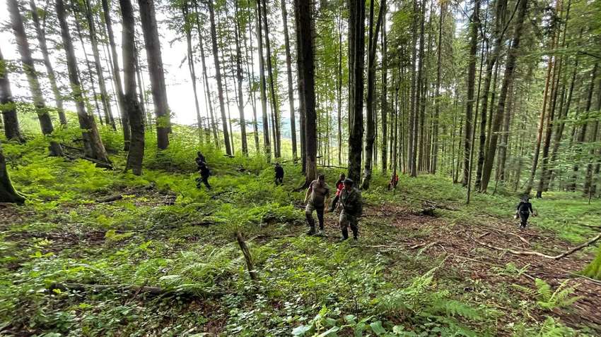 Шосту добу в Чернівецькій області шукають чоловіка