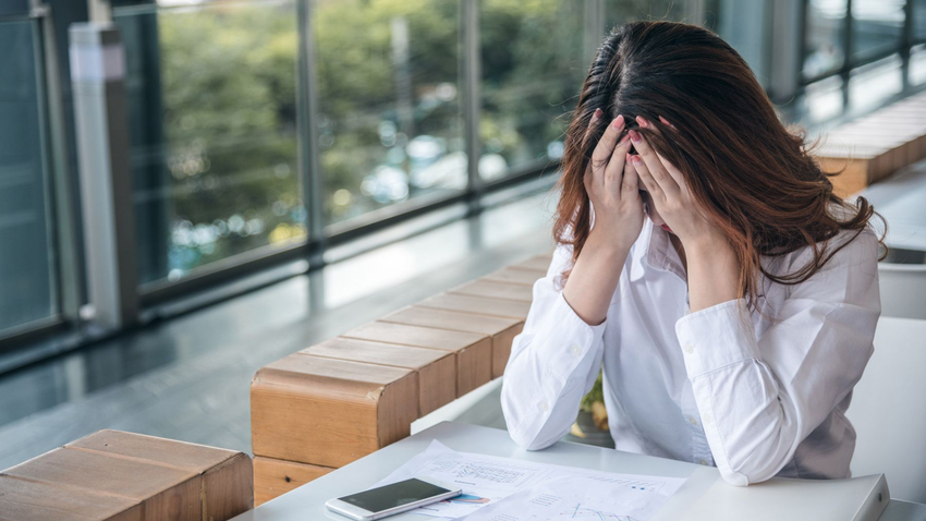 Психологи назвали основную причину женской депрессии