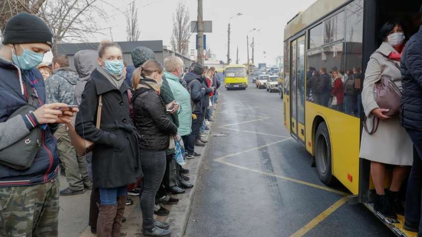 Транспортные ограничения в Украине: эксперты рассказали, какие за этим скрываются риски