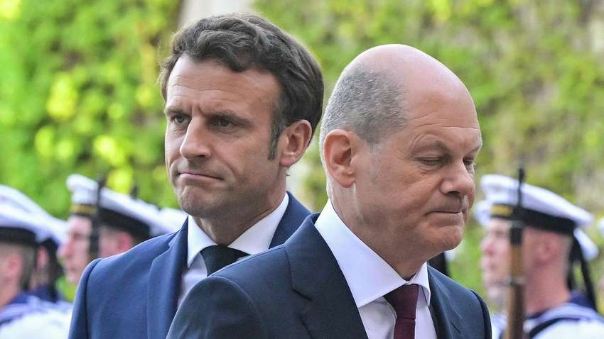 Через суперечки Макрона і Шольца гальмується допомога Україні: що відомо