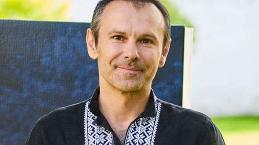 Вакарчук впервые за долгое время показал своих детей: редкие фото День отца
