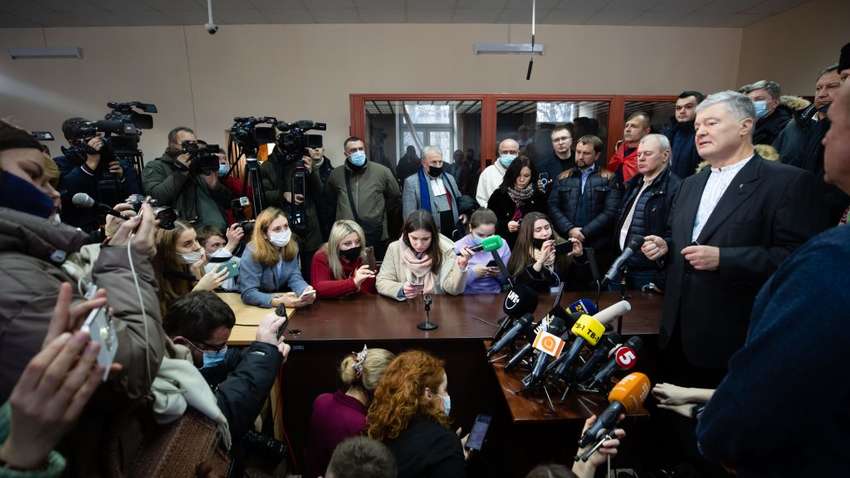 Эксперт рассказал, что повлияло на решение суда в деле Порошенко: почему ареста не произошло