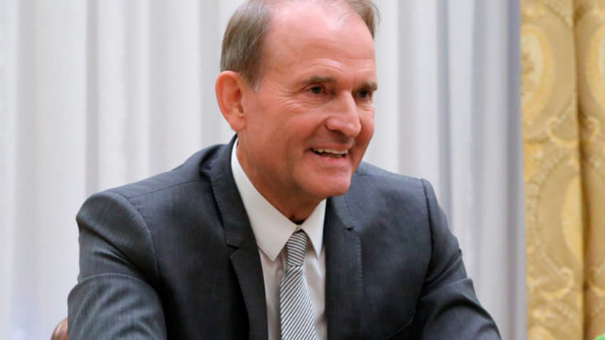 Медведчук прибыл в Генпрокуратуру