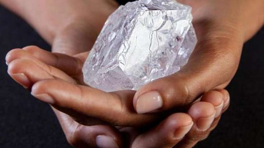 РФ "колонизирует" африканскую страну ради алмазов