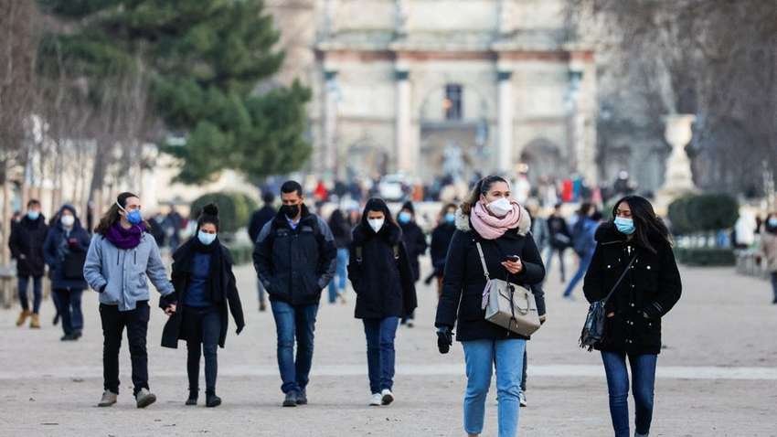 Франція впровадила нові заходи для обмеження COVID-19: які ухвалено нововведення