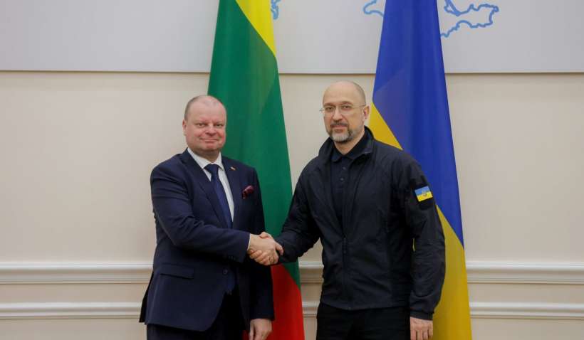 Литва усиливает поддержку Украины: Шмыгаль и Сквярнялис обсудили новые оборонные инициативы Литва усиливает поддержку Украины: Шмыгаль и Сквярнялис обсудили новые оборонные инициативы