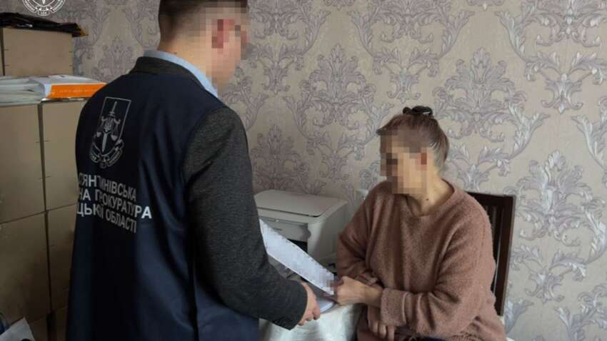 Мати зберігала тіло померлої доньки 18 років та змушувала другу спати з сестрою Мати зберігала тіло померлої доньки 18 років та змушувала другу спати з сестрою