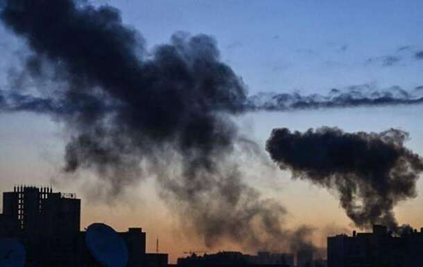 Пожары и руины в Киеве: что известно после атаки дронов и баллистики Пожары и руины в Киеве: что известно после атаки дронов и баллистики