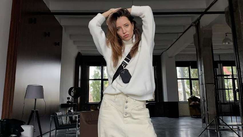 Надя Дорофєєва протаранила сусідський автомобіль 