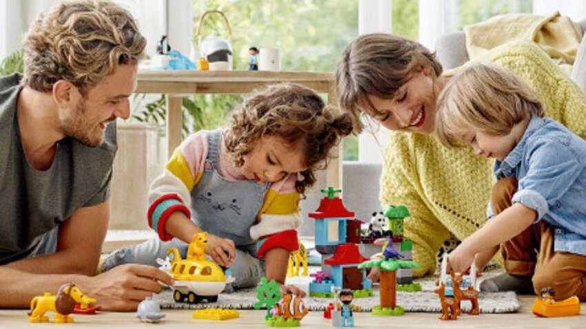 Світ іграшок під контролем: хто заробляє мільярди на дитячих мріях