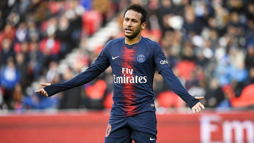 Спортдир "ПСЖ": Ми не отримали задовільних пропозицій по Неймару з боку "Барселони"