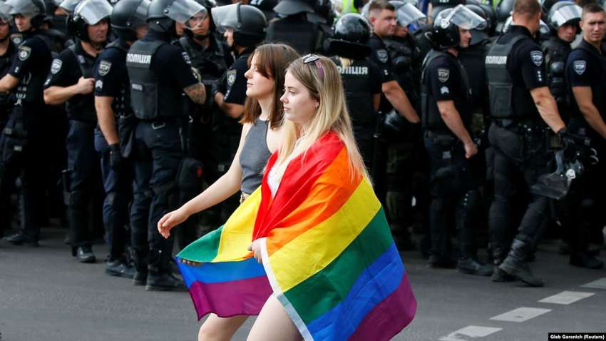 "День рождения Степана Бандеры или ЛГБТ-марш": в Ровно депутаты оказались перед непростым выбором 