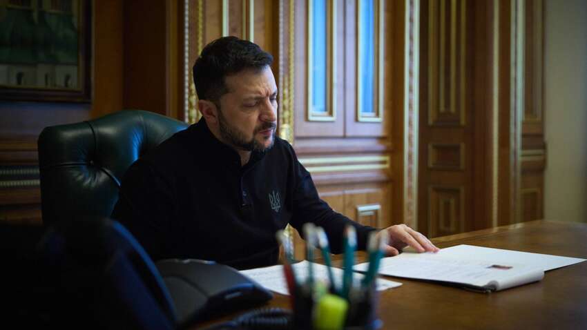 Чи справді частина ЗСУ в оточенні на Курщині: Зеленський дав пряму відповідь