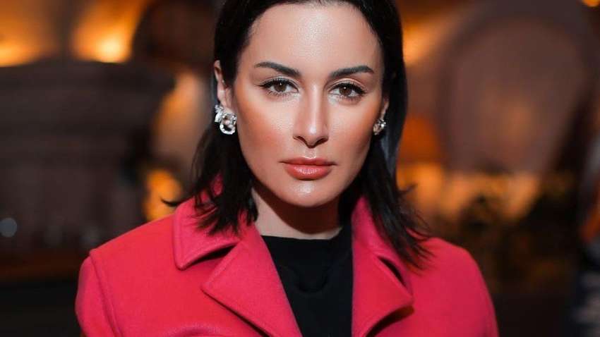 Одета позорно: российскую ведущую высмеяли за отсутствие вкуса (ФОТО) Одета позорно: российскую ведущую высмеяли за отсутствие вкуса (ФОТО)