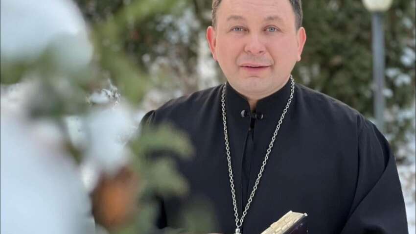 Якщо жінка зайде першою в дім на Новий рік – чекай лиха: відповідає відомий священник