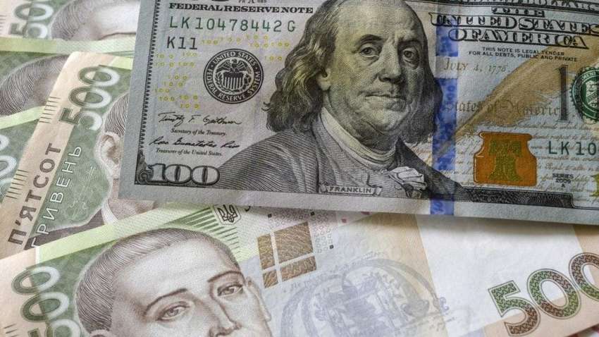 Що буде з курсом гривні у вересні: найімовірніші сценарії