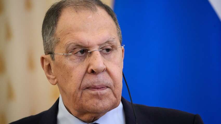 Россия выбрала локацию для новых переговоров с Украиной: какая страна устраивает Кремль Россия выбрала локацию для новых переговоров с Украиной: какая страна устраивает Кремль