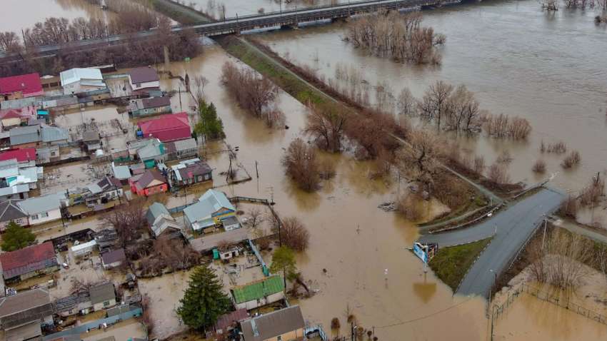 В Росії затопило уранові свердловини: повінь змила радіоактивний бруд у річку