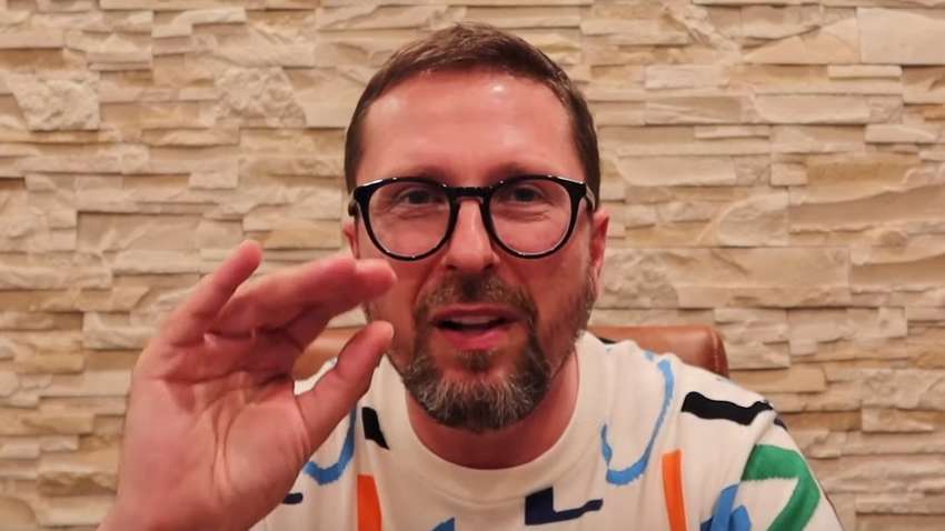 "Как вести себя на зоне": пользователи соцсетей о подозрении Шарию (ФОТО)