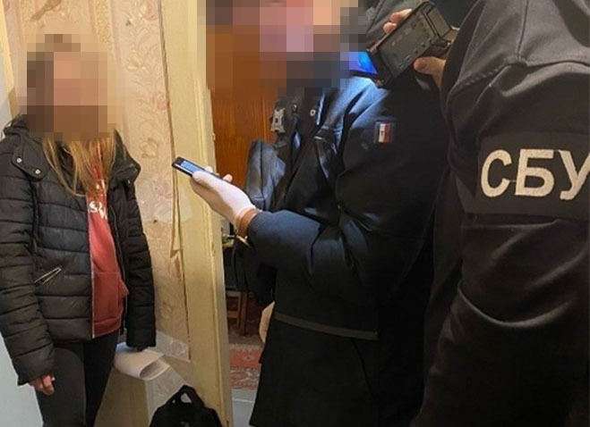 Корегувала ракетні удари: затримали ворожу агентку Корегувала ракетні удари: затримали ворожу агентку