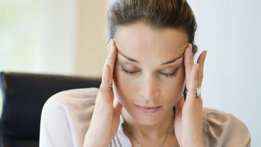 Які фактори можуть спровокувати мігрень