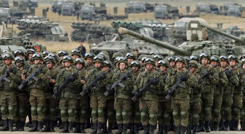 В «Слуге народа» рассказали о двух сценариях по Украине, между которыми колеблется Путин