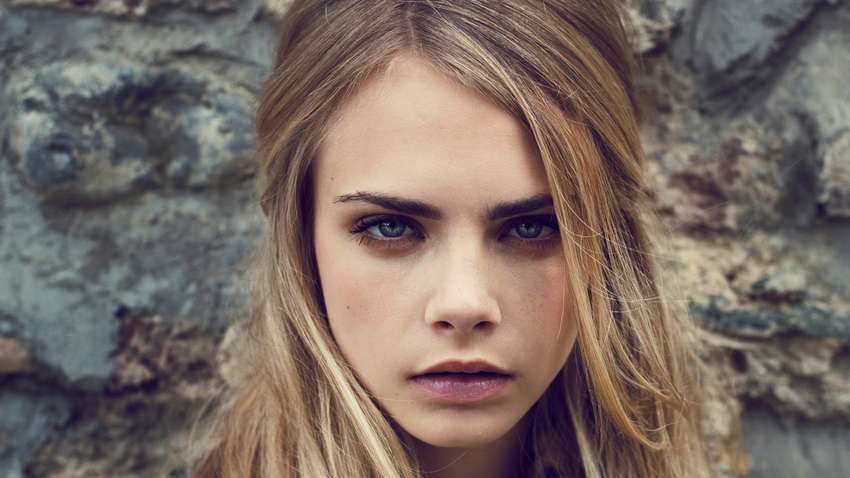 Британська модель Кара Делевінь стала обличчям ювелірної колекції Dior