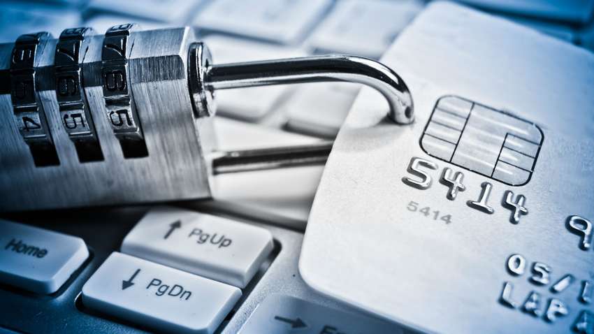 В Україні почнуть блокувати рахунки боржників