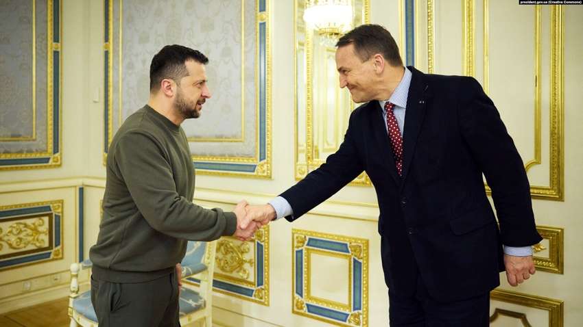 Мало не дійшло до сварки: ЗМІ пишуть, що Зеленський "зчепився" з Польщею під час переговорів