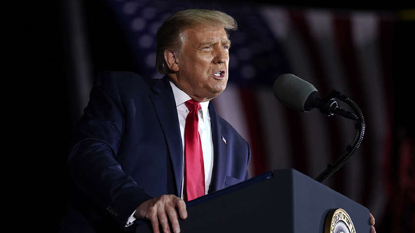 Трамп обвинил Россию в краже чертежа "супер-пупер" ракеты: реакция Кремля