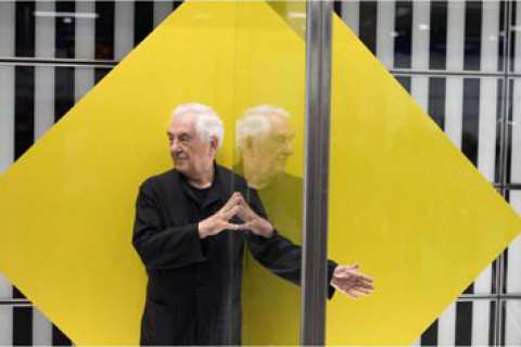 В парижском музее Помпиду посетитель изрезал ножом картину современного художника